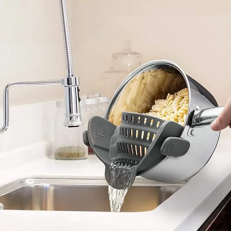 Kitchen Gadgets Pasta - 1個入り調整可能なシリコン製クリップオンフィルター水切りラック パスタ麺 野菜 果物用ストレーナー ザル キッチンガジェット