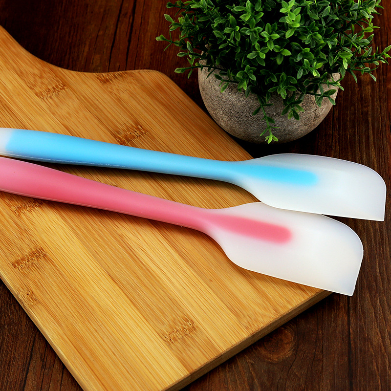 2 サイズの柔軟なシリコンスクレーパー、耐熱性、焦げ付き防止 - Kitchen Gadgets You Must Have のレビューと価格