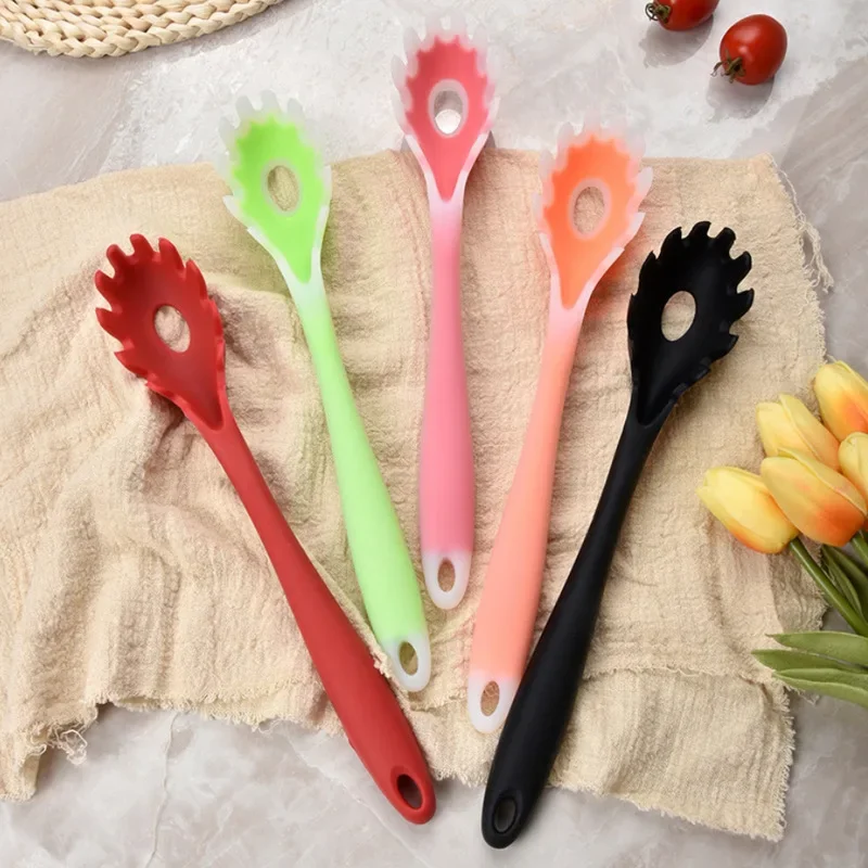 28cmロングハンドルスパゲッティスプーンシリコン麺盛り付け - Kitchen Gadgets Pasta のレビューと価格